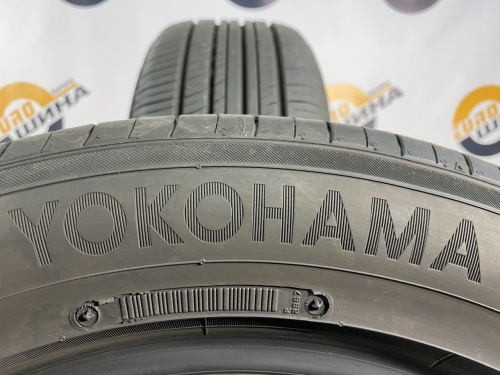 225 55 17 YOKOHAMA ADVAN DB V552