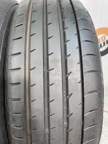 225 60 18 YOKOHAMA ADVAN SPORT V105