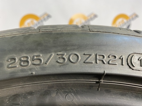 285 30 21 MICHELIN PILOT SUPER SPORT