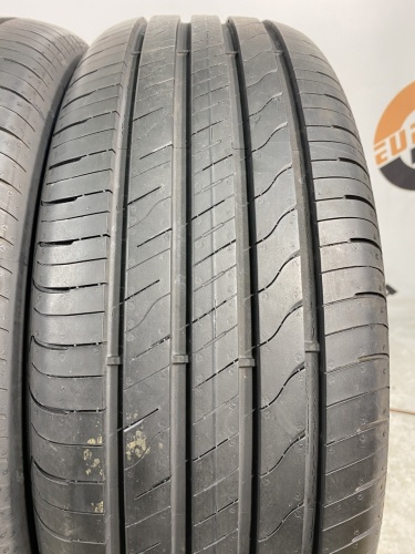 215 55 17 GOODYEAR EFFICIENTGRIP PERFORMANCE 2