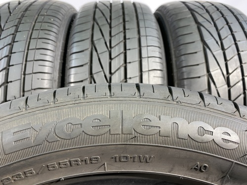 235 55 19 GOODYEAR EXCELLENCE