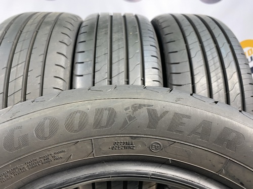 215 55 17 GOODYEAR EFFICIENTGRIP PERFORMANCE 2