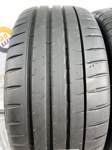 235 40 19 MICHELIN PILOT SPORT 4