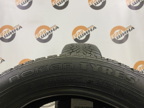 235 50 19 NOKIAN WR SUV 4