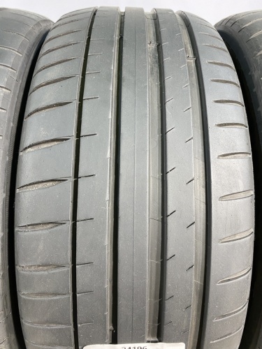 235 45 17 MICHELIN PILOT SPORT 4