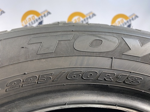 225 60 18 TOYO PROXES CF2