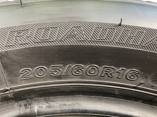 205 60 16 FIRESTONE ROADHAWK