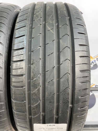 225 45 17 KUMHO ECSTA HS51