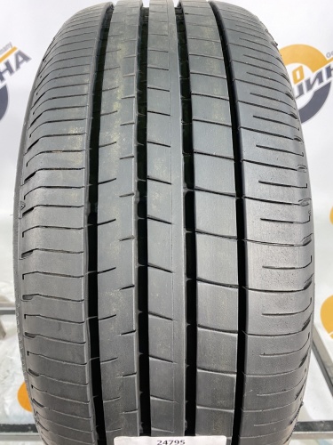 235 50 18 DUNLOP VEURO VE304