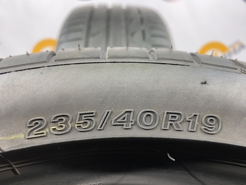 235 40 19 BRIDGESTONE POTENZA S001