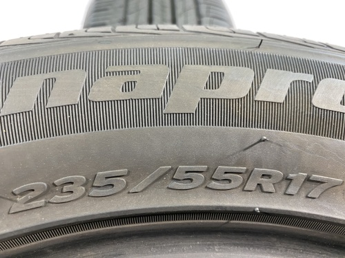 235 55 17 HANKOOK DYNAPRO HP2 RA33