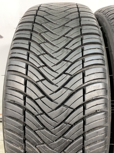 225 60 17 TRIANGLE SEASONX TA01