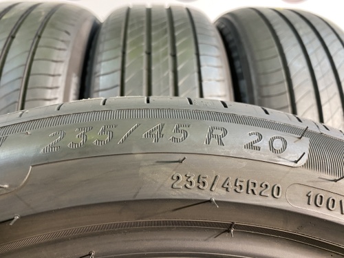 235 45 20 MICHELIN PRIMACY 4