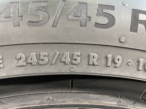 245 45 19 BARUM BRAVURIS 5HM