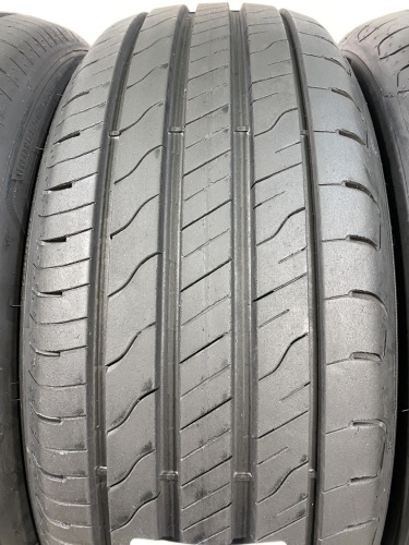 235 55 19 GOODYEAR EFFICIENTGRIP 2 SUV