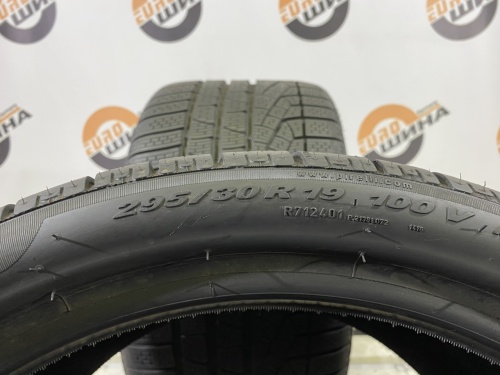 295 30 19 PIRELLI WINTER SOTTOZERO 240 SERIE II