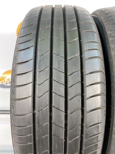 215 60 17 KUMHO ECSTA HS51