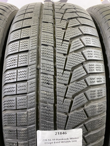 235 55 19 Hankook Winter I'Cept Evo2 W320A SUV