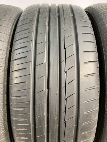 215 55 17 YOKOHAMA BLUEARTH AE50