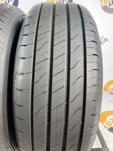 255 60 18 GOODYEAR EFFICIENTGRIP 2 SUV