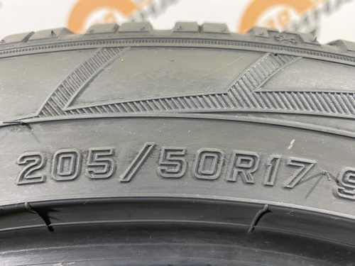 205 50 17 FALKEN EUROWINTER HS01