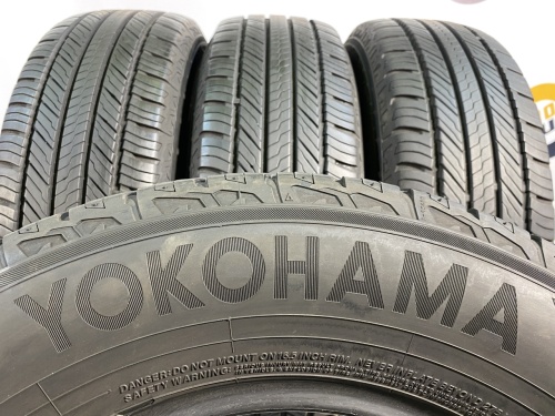 215 70 16 YOKOHAMA GEOLANDAR CV G058
