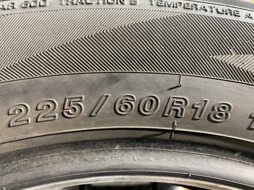 225 60 18 YOKOHAMA Geolandar SUV G055