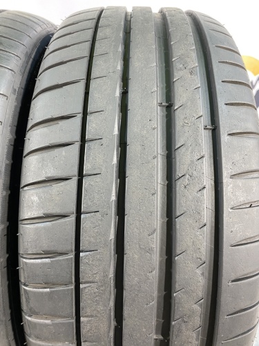 235 45 17 MICHELIN PILOT SPORT 4