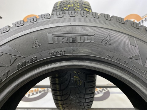 235 65 17 PIRELLI WINTER CARVING EDGE
