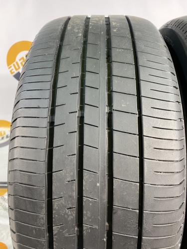 245 50 18 DUNLOP VEURO VE304