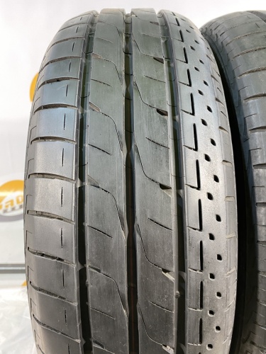 215 60 17 BRIDGESTONE LUFT RV II