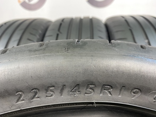 225 45 19 DUNLOP SPORT MAXX RT
