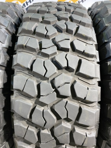 255 75 17 BFGOODRICH MUD-TERRAIN T/A KM2