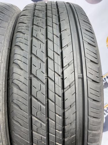 225 60 18 DUNLOP GRANDTREK ST30