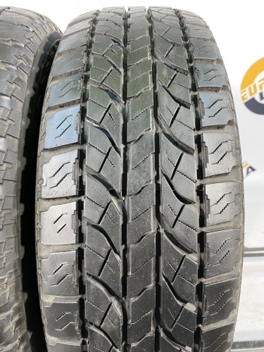 235 65 17 YOKOHAMA GEOLANDAR A/T-S G012