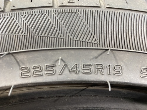 225 45 19 CACHLAND CH-HP8006