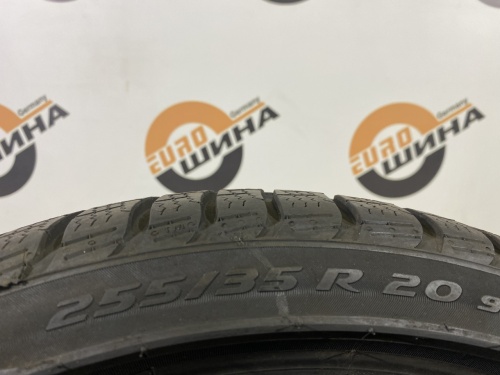 255 35 20 Pirelli Winter Sottozero 3