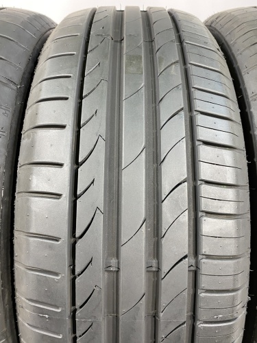 235 55 19 TRACMAX X-privilo TX3