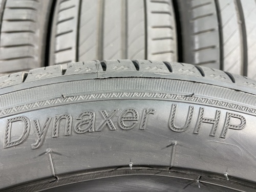 235 45 18 KLEBER DYNAXER UHP