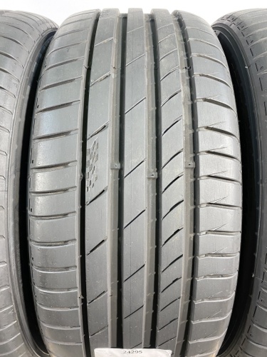 235 50 18 KUMHO ECSTA PS71
