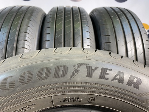 225 65 17 GOODYEAR EFFICIENTGRIP 2 SUV
