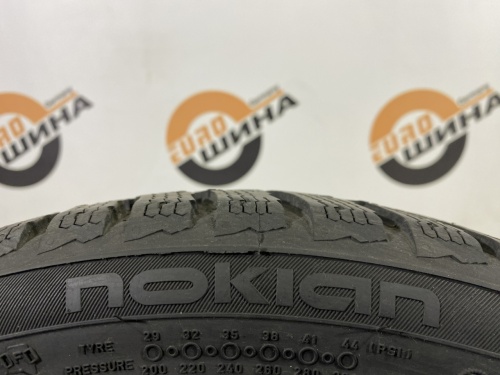 225 40 18 NOKIAN WR D4