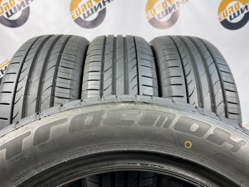 235 55 19 TRACMAX X-privilo TX3