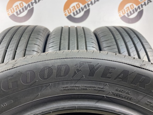 215 55 17 GOODYEAR EFFICIENTGRIP PERFORMANCE 2