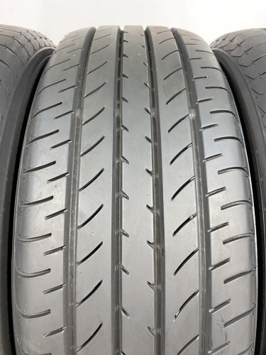 225 60 18 YOKOHAMA BLUEARTH E51A