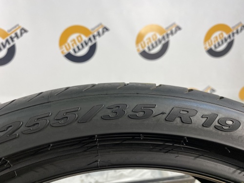 255 35 19 PIRELLI P ZERO