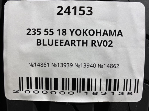 235 55 18 YOKOHAMA BLUEEARTH RV02