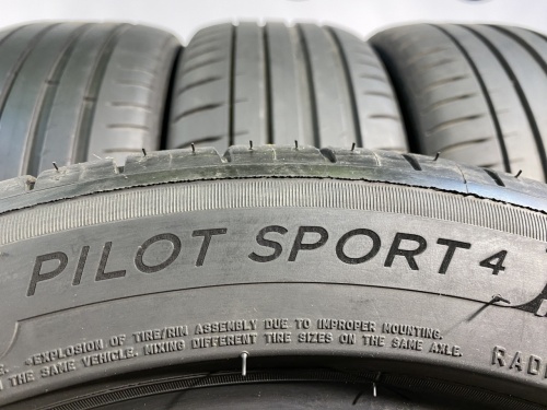 235 45 17 MICHELIN PILOT SPORT 4