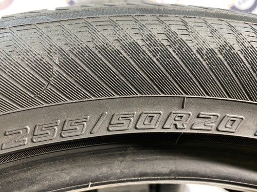 255 50 20 YOKOHAMA GEOLANDAR X-CV G057