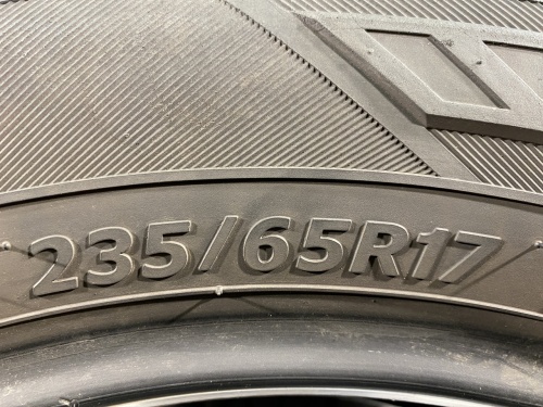 235 65 17 HANKOOK DYNAPRO HP RA23